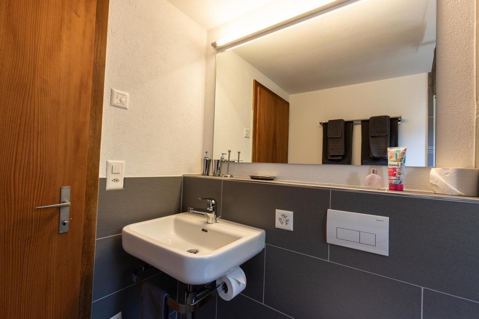 Apartament Chasa Gernet Buorcha Scuol Zewnętrze zdjęcie